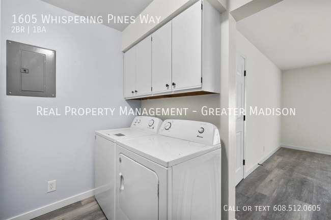 Building Photo - 1605 Whispering Pines Way