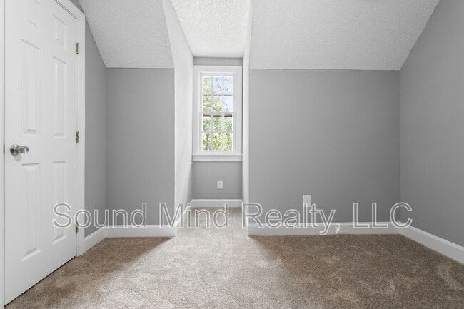 Building Photo - 4124 Carybrook Rd