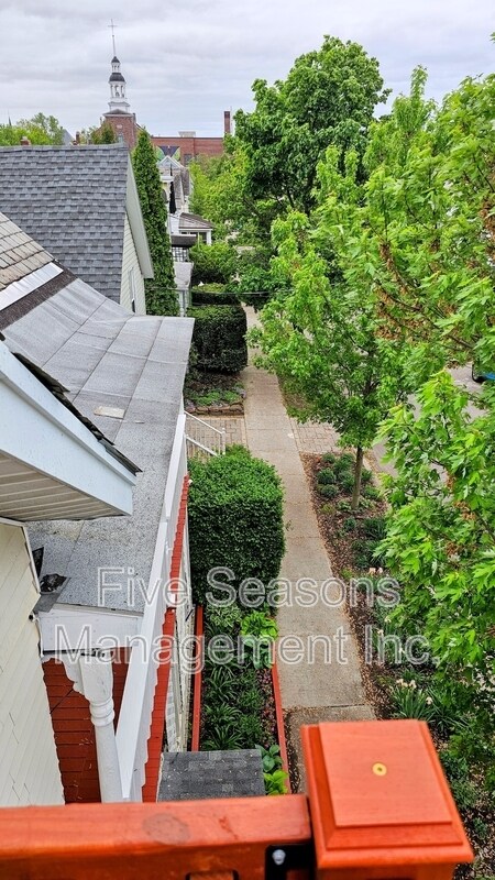 Building Photo - 36 Lafountain St