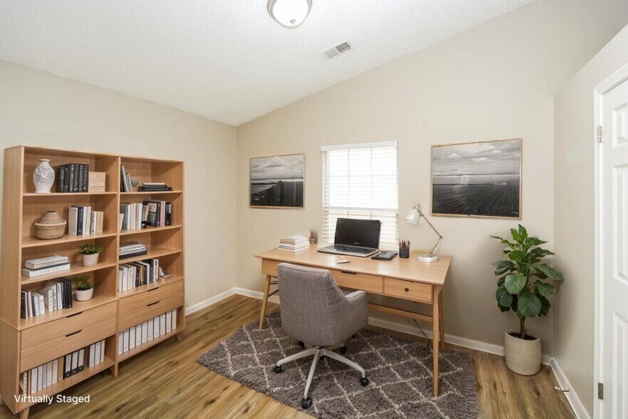 Building Photo - 7203 Atterbury Cir E