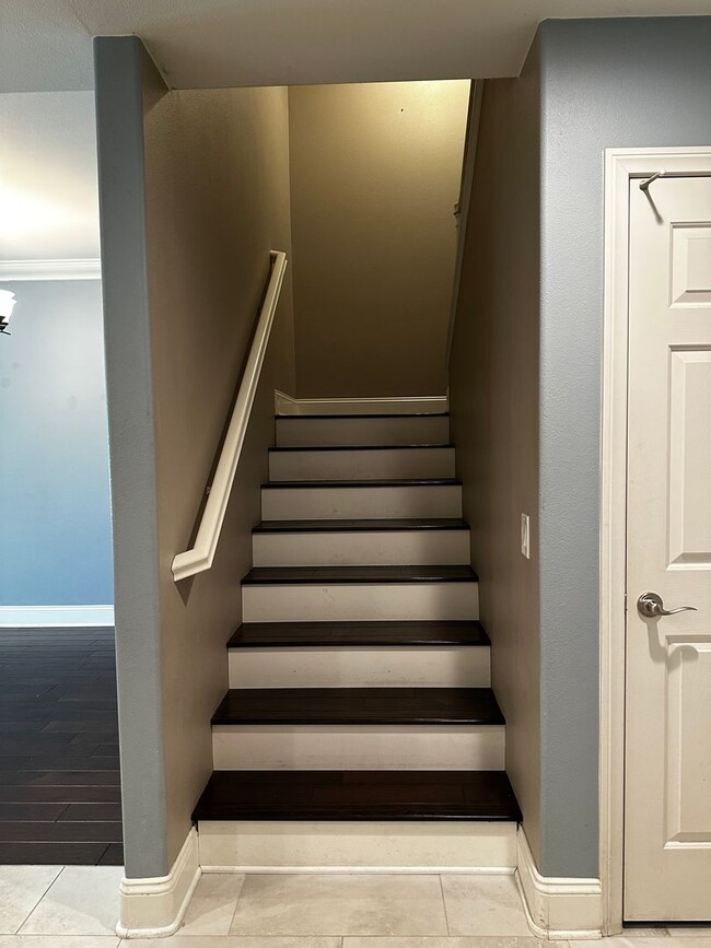 Building Photo - Redlands Townhome For Rent!