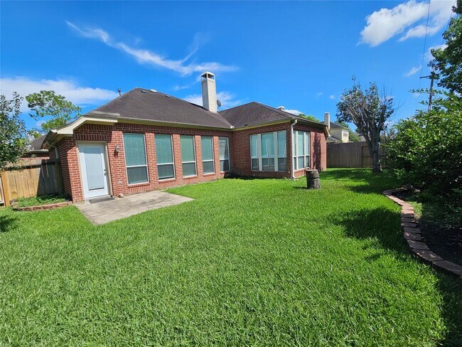 Building Photo - 4434 Grove Park Dr
