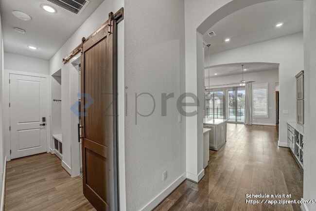 Building Photo - 144 Arbolado Lp