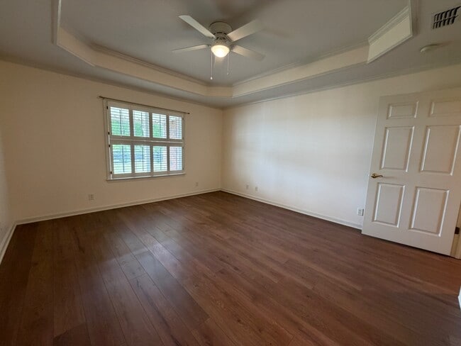 Building Photo - 1702 Thomas Ct
