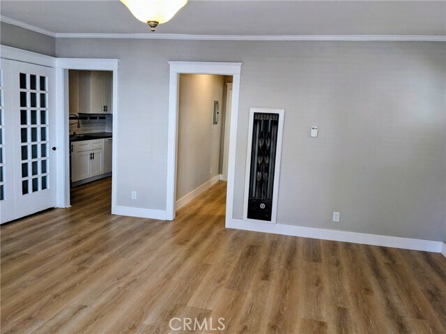 Building Photo - 1000 E 1st St