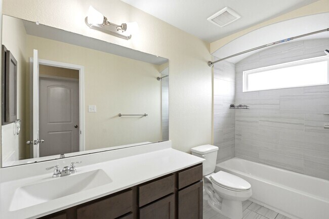 Building Photo - 15127 Monal Trie Dr