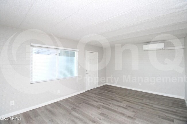 Building Photo - 44 E Roanoke Ave