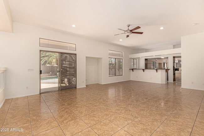 Building Photo - 13317 W Annika Dr