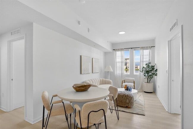 Building Photo - 5579 Millennia Park Dr