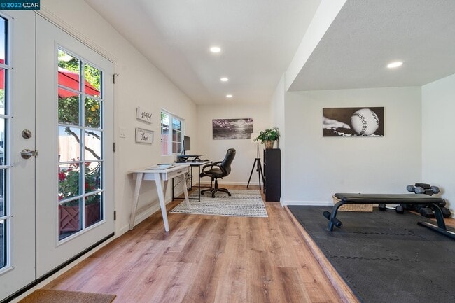 Building Photo - 17665 Via Arroyo