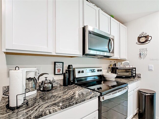 Building Photo - 7161 SW 135th Pl