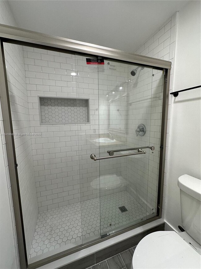 Building Photo - 2050 SW 122nd Ave