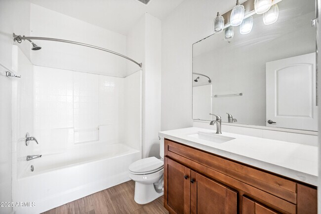 Building Photo - 4608 W Maryland Ave