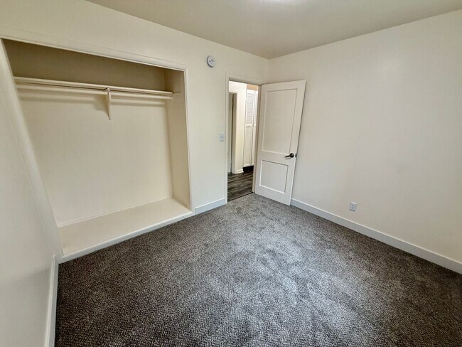 Building Photo - Kenton 3BR/2BA Single-Level Home | Private Yard, W/D Included & Off-Street Parking