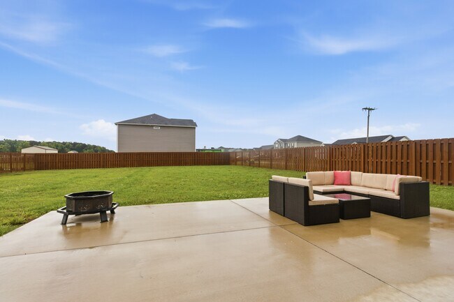 Building Photo - 200 Grist Mill Dr