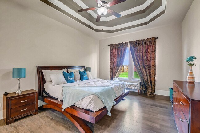 Building Photo - 2610 Orleans Way