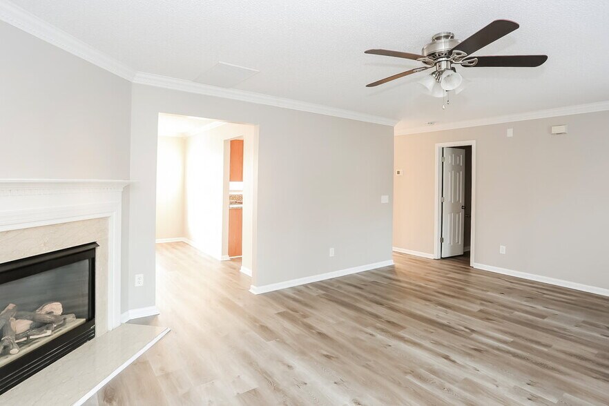 Building Photo - 11437 Silverfield Ln