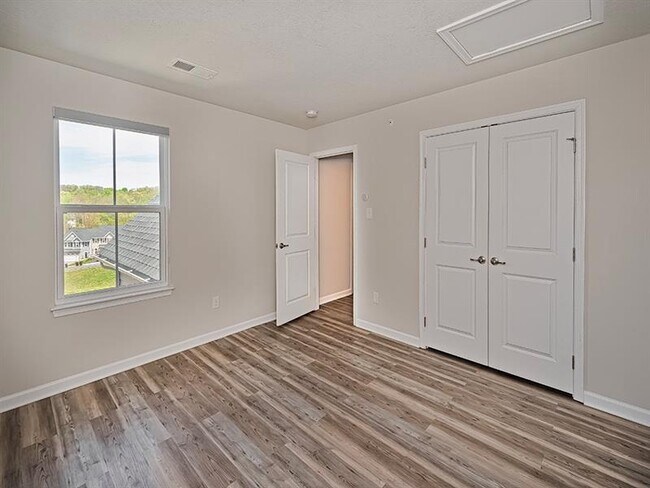 Building Photo - 117 Melinda Ct