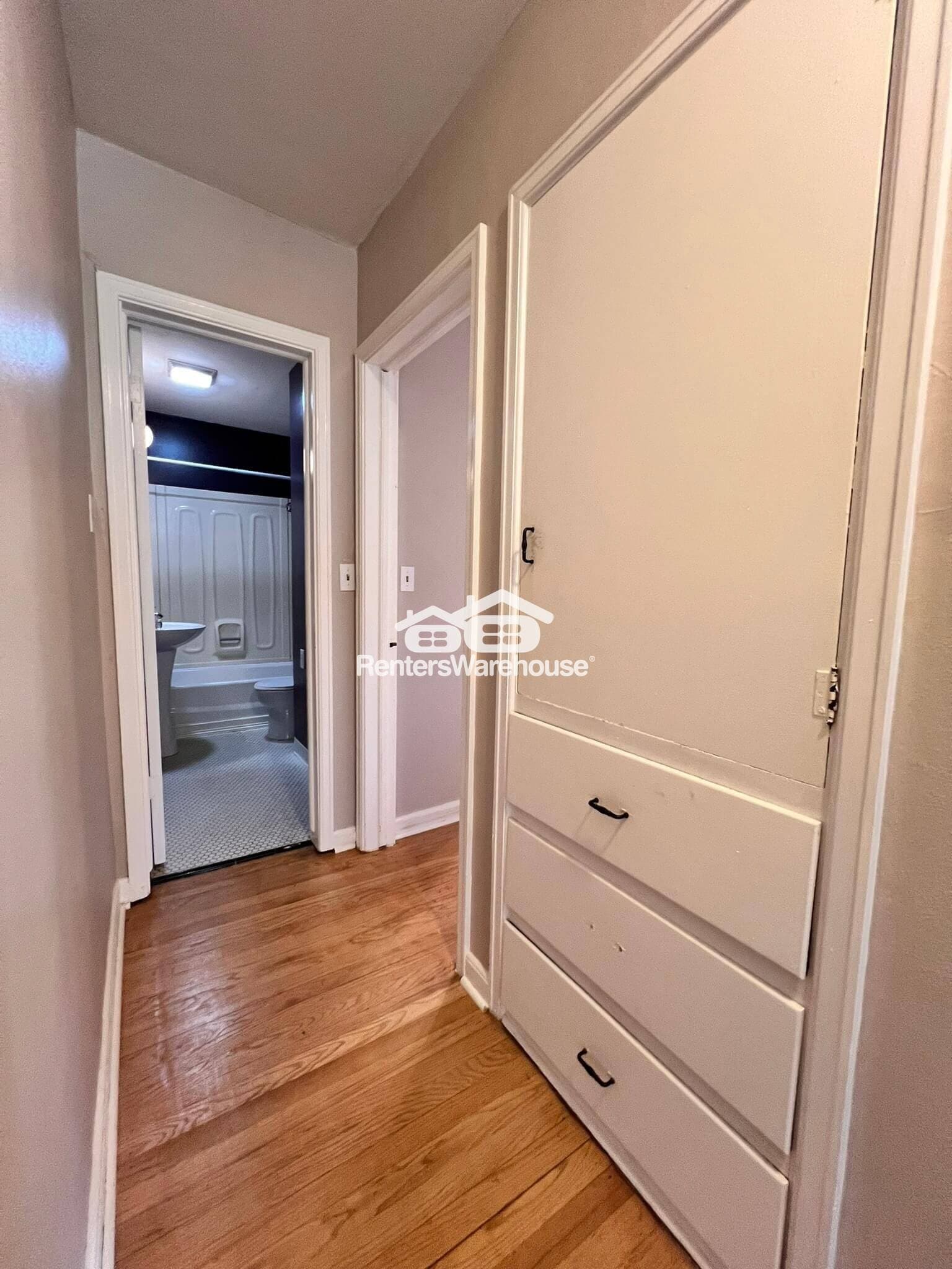 Building Photo - 1144 Polk Blvd