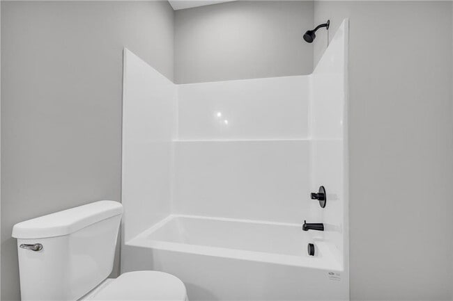 Building Photo - 155 Carey St