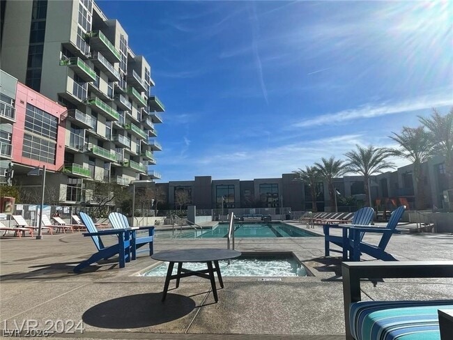 Building Photo - 353 E Bonneville Ave