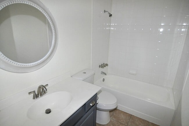 Building Photo - VIEW NOW/COMING SOON - Beautiful 3-2-2 in Saginaw with Quartz Counters & Large Backyard-Eagle MT-...