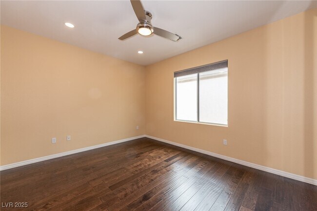 Building Photo - 2057 Orchard Mist St