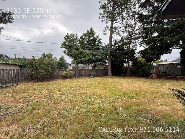 Building Photo - 1130 SE 225th Ave