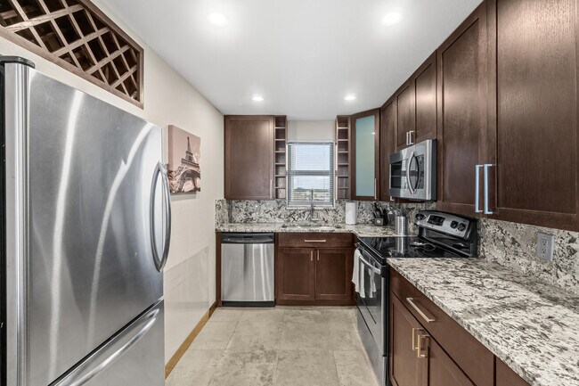 Building Photo - 2400 DC Country Club Boulevard