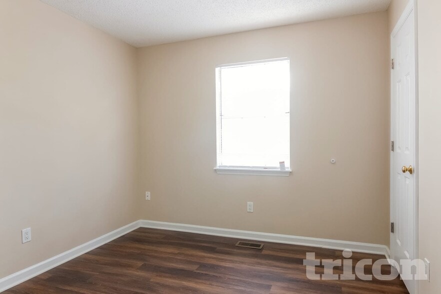 Building Photo - 108 Quinton Ln