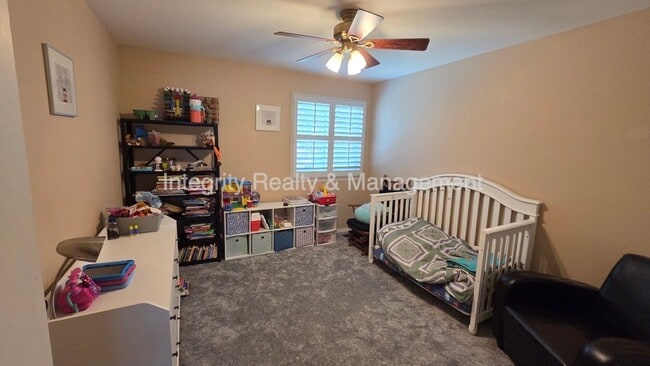 Building Photo - 3425 White Oak Ln