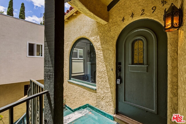 Building Photo - 4429 Finley Ave