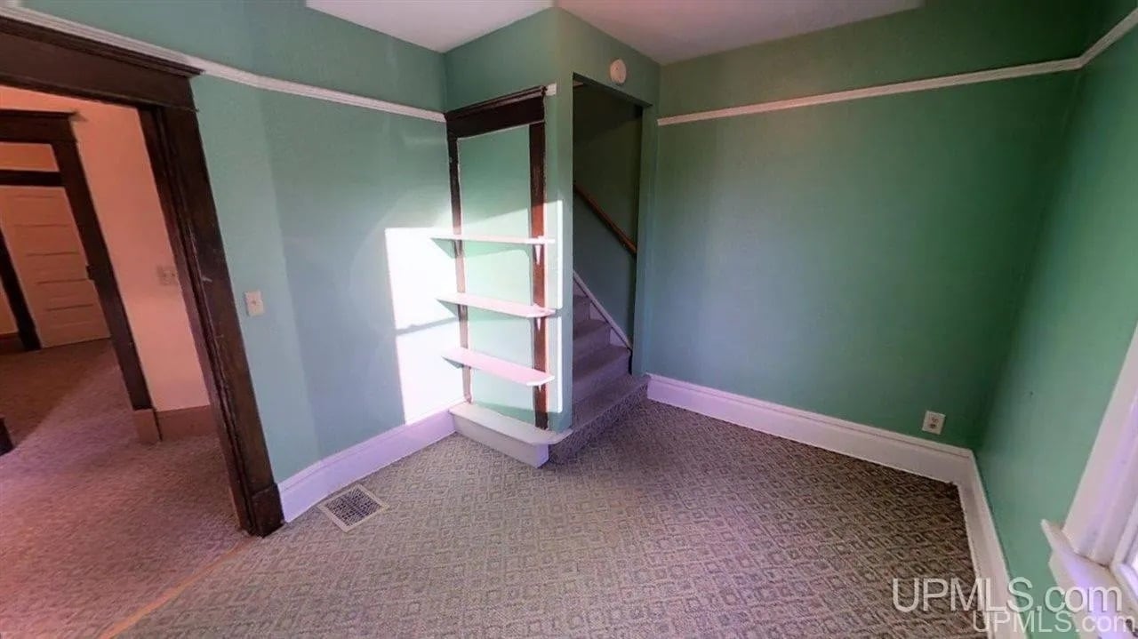 Building Photo - 1530 Fitch Ave