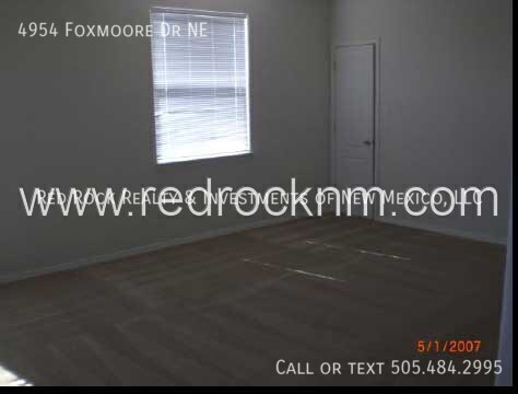 Building Photo - 4954 Foxmoore Dr NE