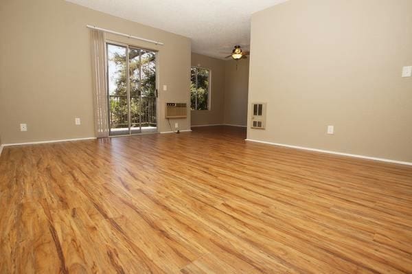 Living Area - Lexington Gardens