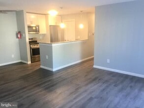 Building Photo - 1609 Woodhollow Dr