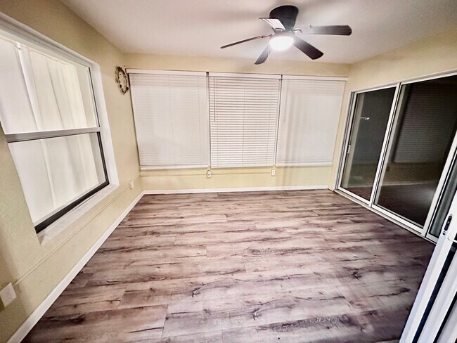 Building Photo - 4218 SW 53rd Cir