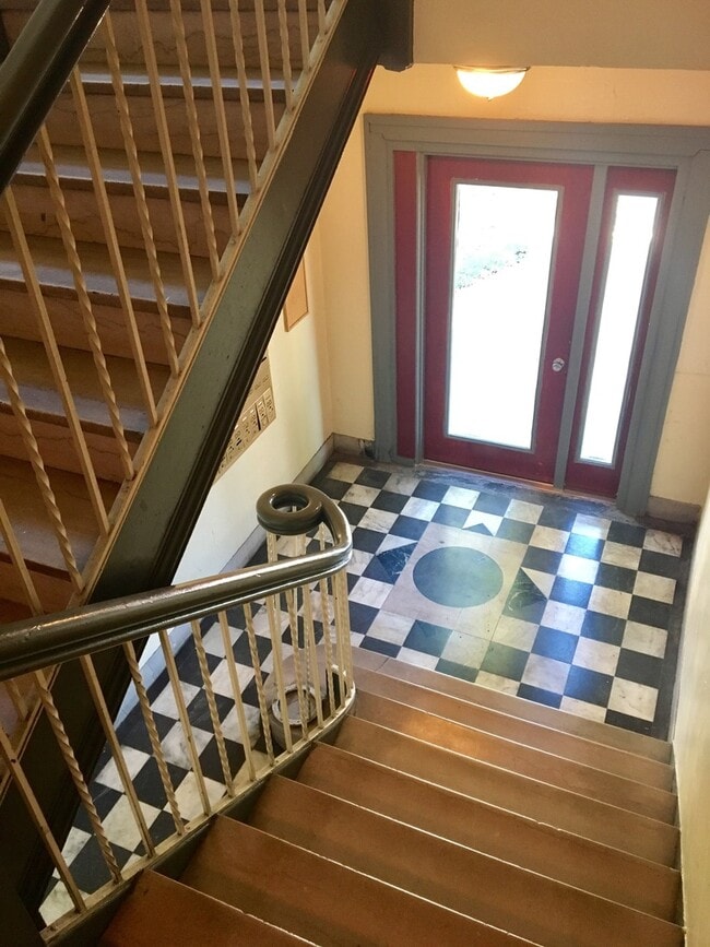 Interior Photo - 205 - MERIDIAN PLAZA APARTMENTS