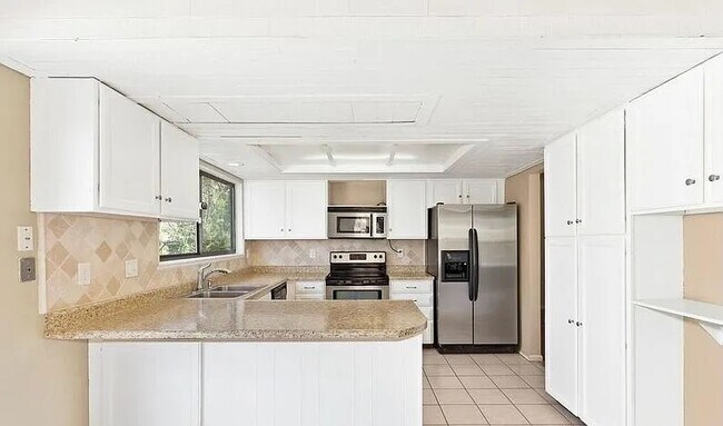 Building Photo - 13307 E Carolina Pl