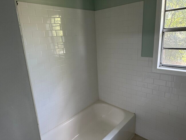 Bathroom - 1909 Summerville Rd