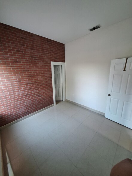 Building Photo - 4508 N Mile 4 1/2 W