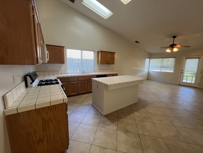 Building Photo - 10209 Polo Saddle Dr