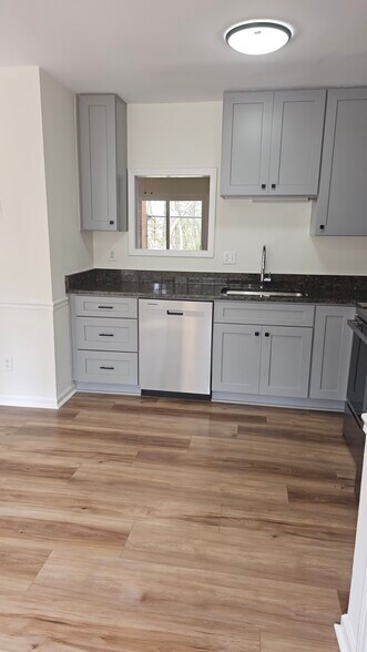 Building Photo - 1869 Patterson Ct