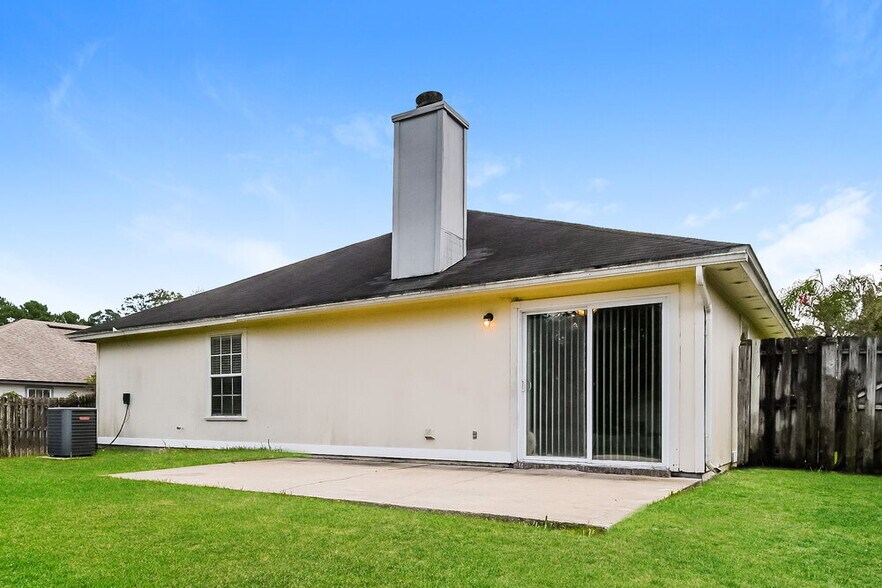 Building Photo - 12559 Fallohide Ln