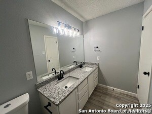 Building Photo - 8230 Cantura Mills