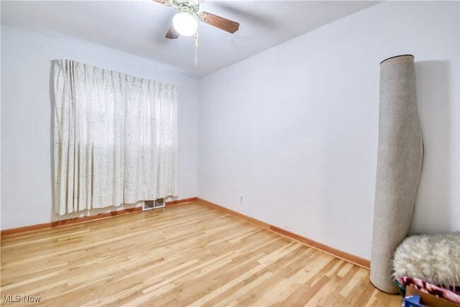 Building Photo - 5134 Harmony Ln