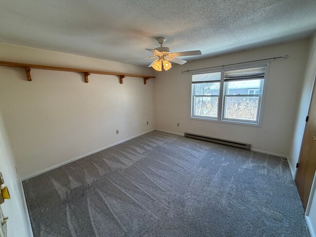 Building Photo - 62 Hayes Ave