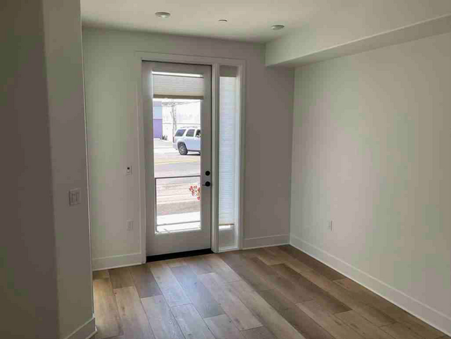 Building Photo - Modern Coastal Living – Brand New 1 Bedroom Apartment Just Blocks from the Beach!