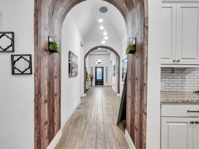 Building Photo - 23311 Darst Fld Trl