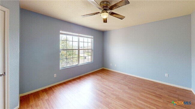 Building Photo - 5505 Orts Dr